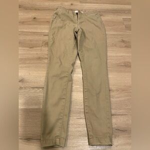 A New Day Khaki Jeans Size 6